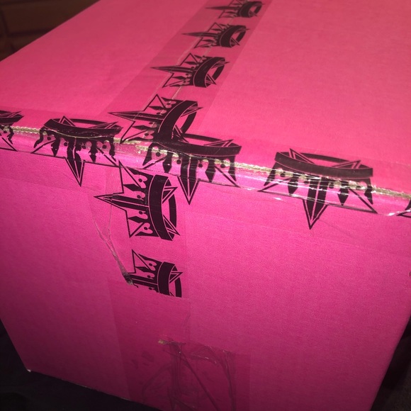 JEFFREE STAR BLOOD LUST PALETTE! ππ»ββοΈπ - Picture 8 of 8